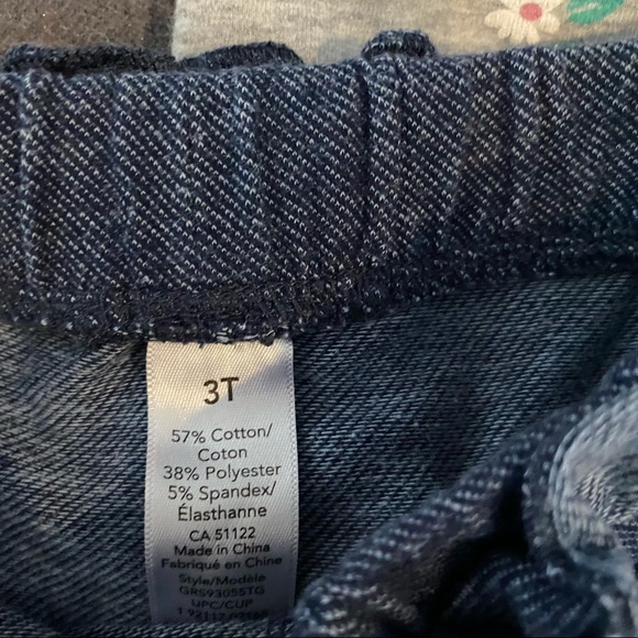 3/$20 lot of 3 leggings 3T - Picture 2 of 2